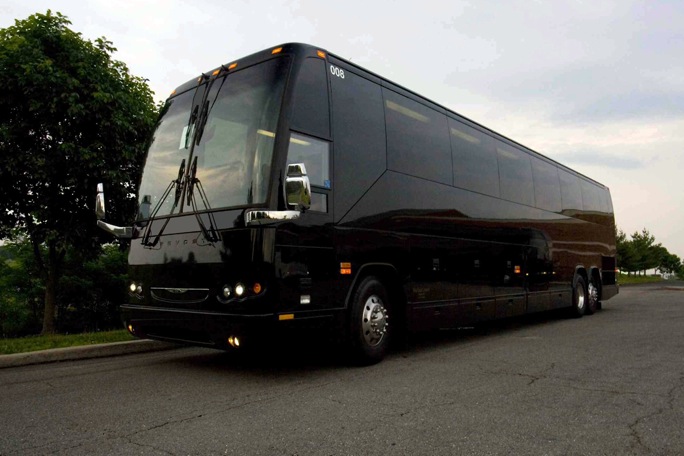 Fort Wayne 50 Passenger Charter Bus